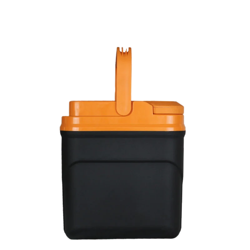 Hielera Izta Negro - Naranja 12 latas